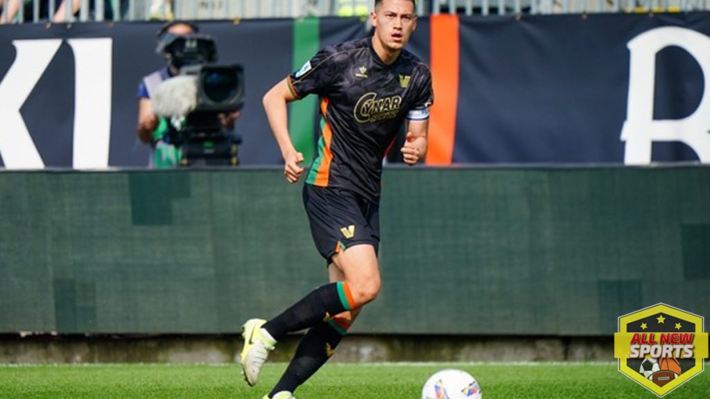 Jay Idzes Dilema Tetap di Venezia atau Gas ke Klub Lain?