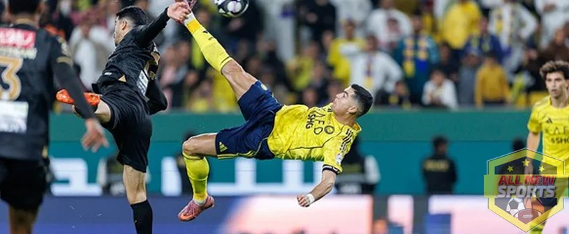 Ronaldo Masih Ganas Gol Salto Epik di Usia 40