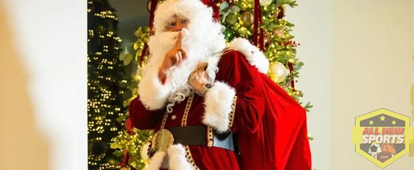 Haaland Habiskan 1 Natal dalam Jadi Santa Claus