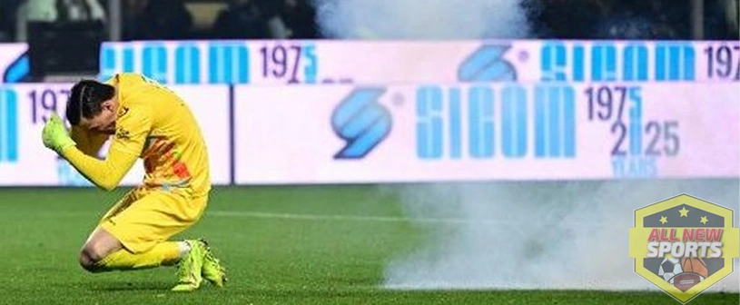Audero Jadi Korban Flare! 2 Suporter Inter Bikin Malu!