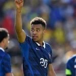 Désiré Doué Super 2 Golnya Bikin Kolombia Rungkad