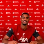 Gravenberch 884 Stay! Liverpool Resmi Ikat Kontrak Baru